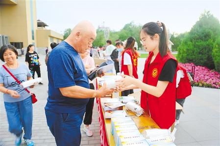 讓雄關(guān)大地更美好 ——嘉峪關(guān)市創(chuàng)建全國(guó)文明城市“兩連冠”工作綜述