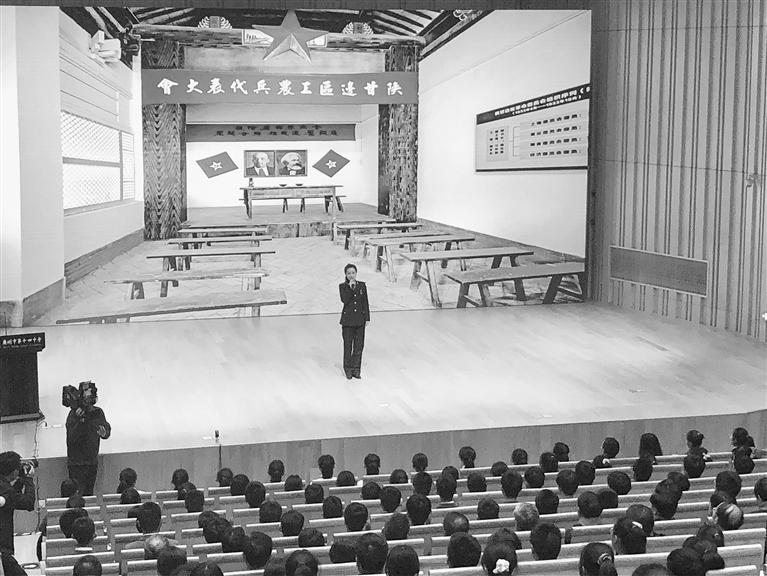 蘭州市開(kāi)展“學(xué)黨史、頌黨恩、跟黨走”紅色文化進(jìn)校園活動(dòng)