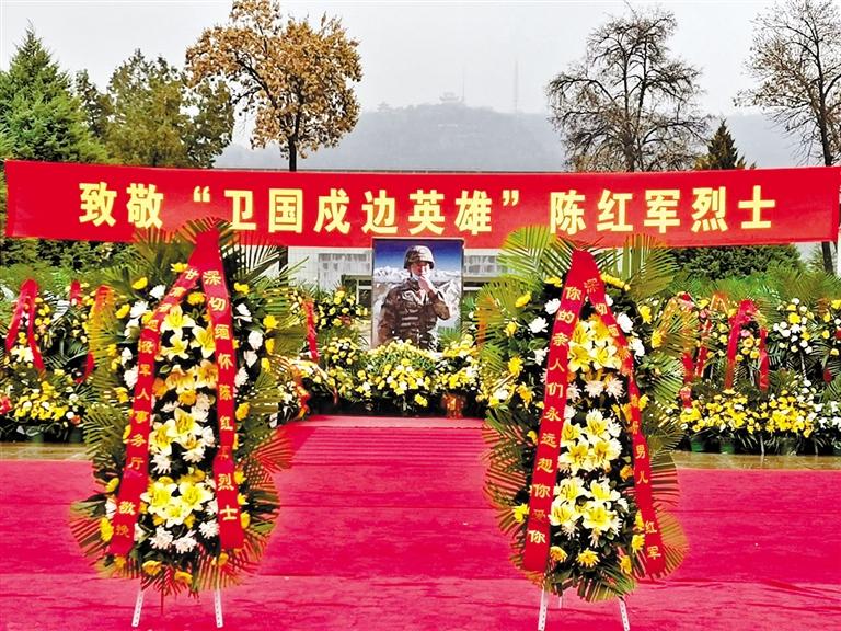 又是一年清明時 金城嗚咽祭英魂 “紅軍，我們看你來了！”