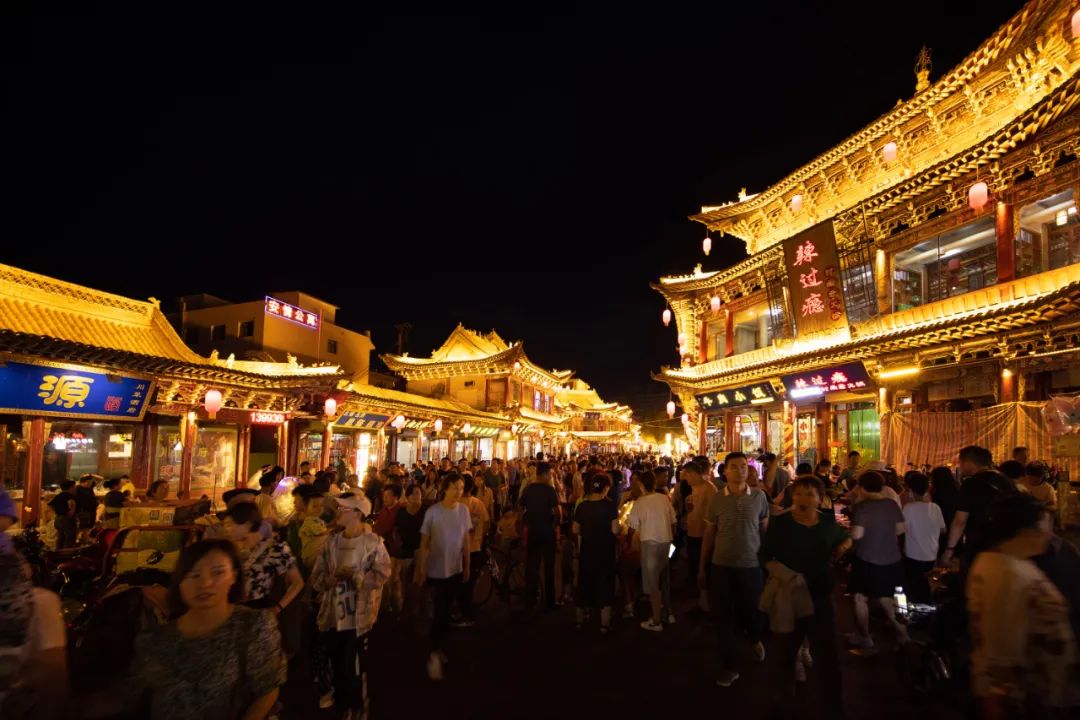 古風(fēng)、華美、浪漫、美味……現(xiàn)實版“清明上河圖”，就在這里！